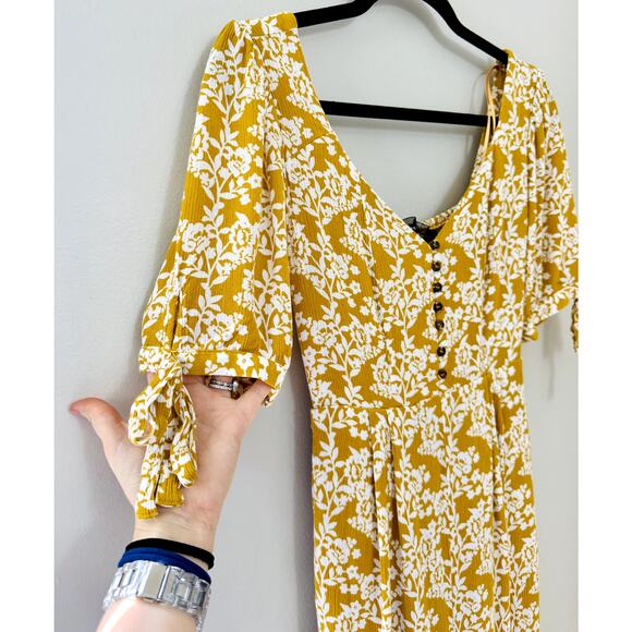 Nordstrom Code x Mode Bohemian Resort‎ Feminine Yellow Floral Smock Jumpsuit S/M - Picture 3 of 8